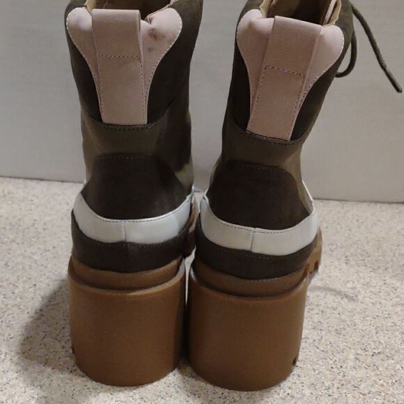 👍 Funky Combat Boots Size 6.5.   A11 - Picture 4 of 6